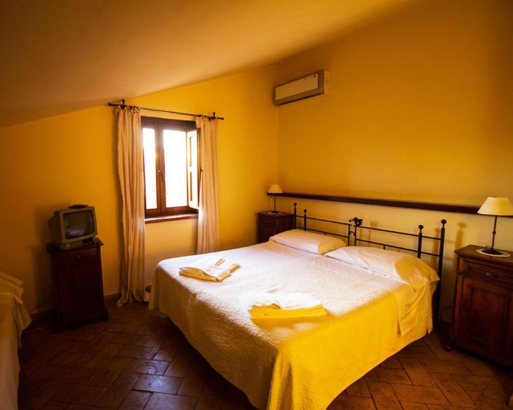 Agriturismo Il Casale Degli Amici Norcia Bagian luar foto