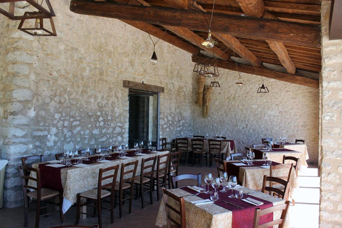 Agriturismo Il Casale Degli Amici Norcia Bagian luar foto